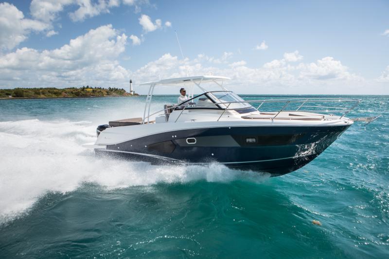 Jeanneau Leader 10.5 Jeanneau Leader 10.5