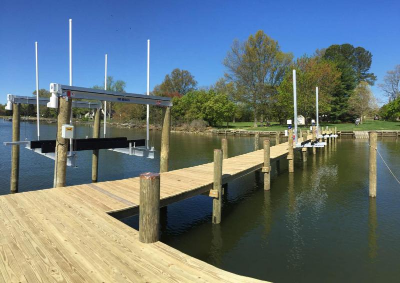 Docks Docks