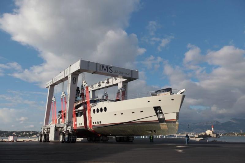 Mobile Boat Hoist MBH 670 - Cimolai Technology Mobile Boat Hoist MBH 670 - Cimolai Technology