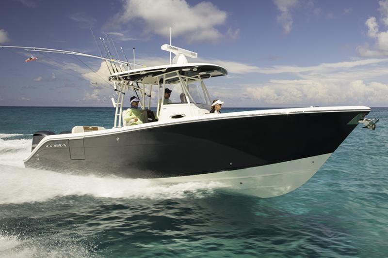 Cobia 301 CC 2019 Cobia 301 CC 2019