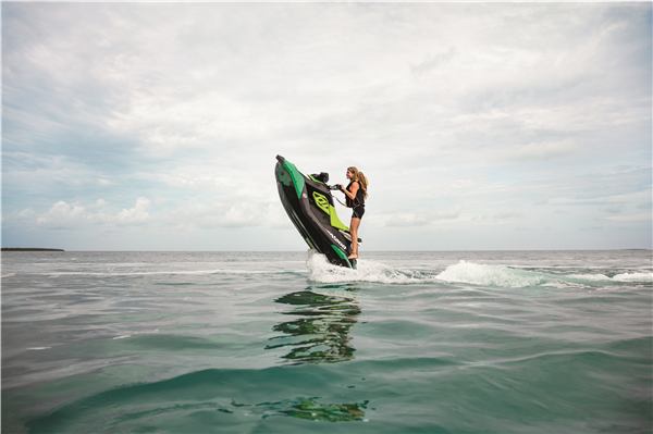 2020 SEA-DOO SPARK 2UP TRIXX 2020 SEA-DOO SPARK 2UP TRIXX