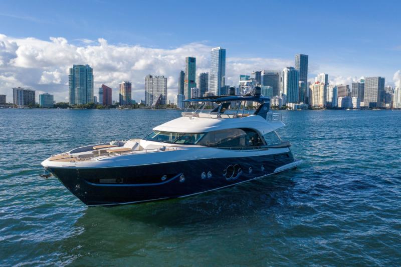 2020 Monte Carlo MCY 76 2020 Monte Carlo MCY 76